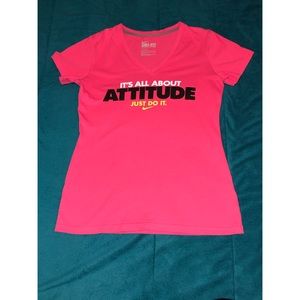 Nike shirt women's size medium